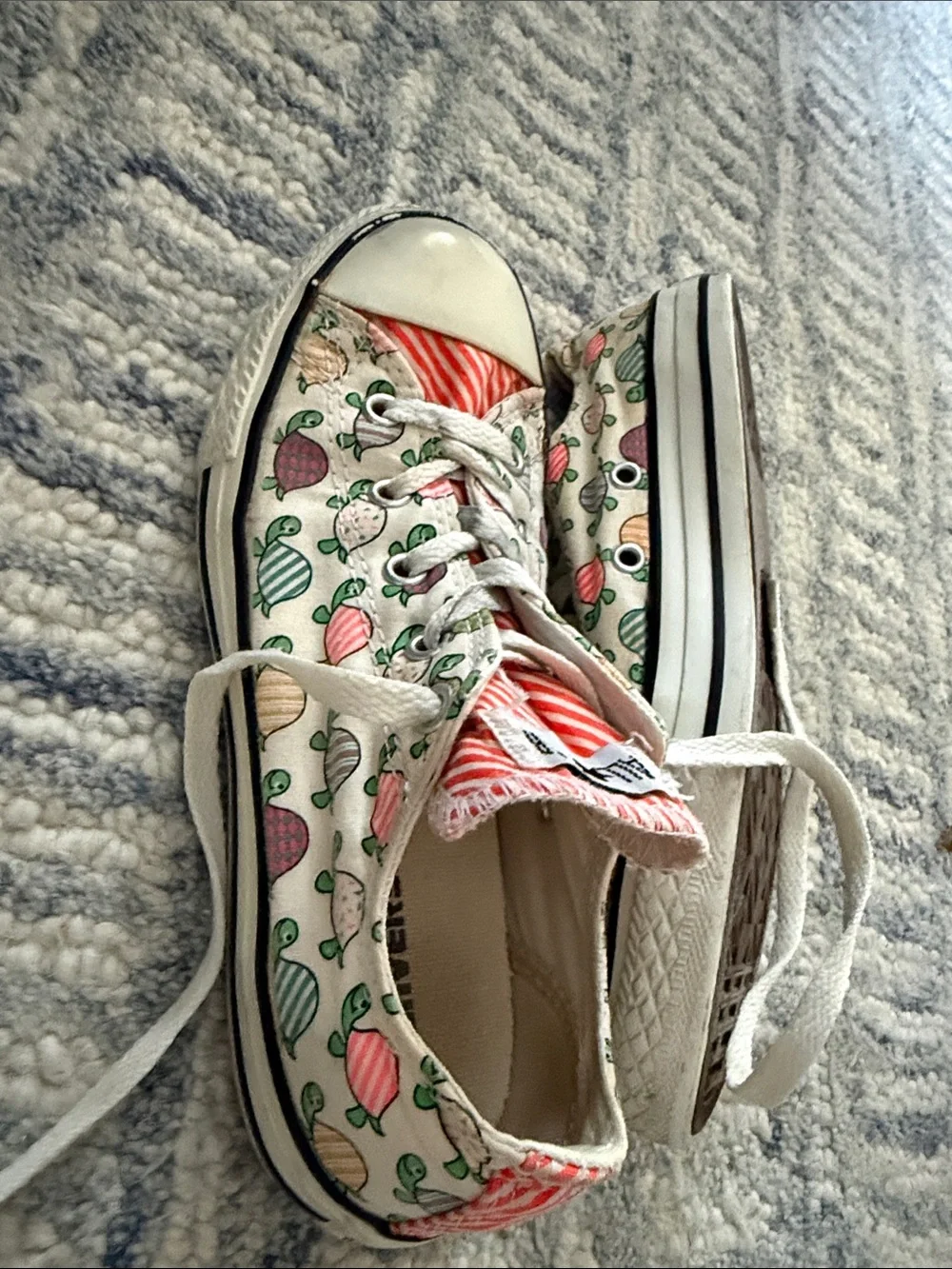 Converse cute kids